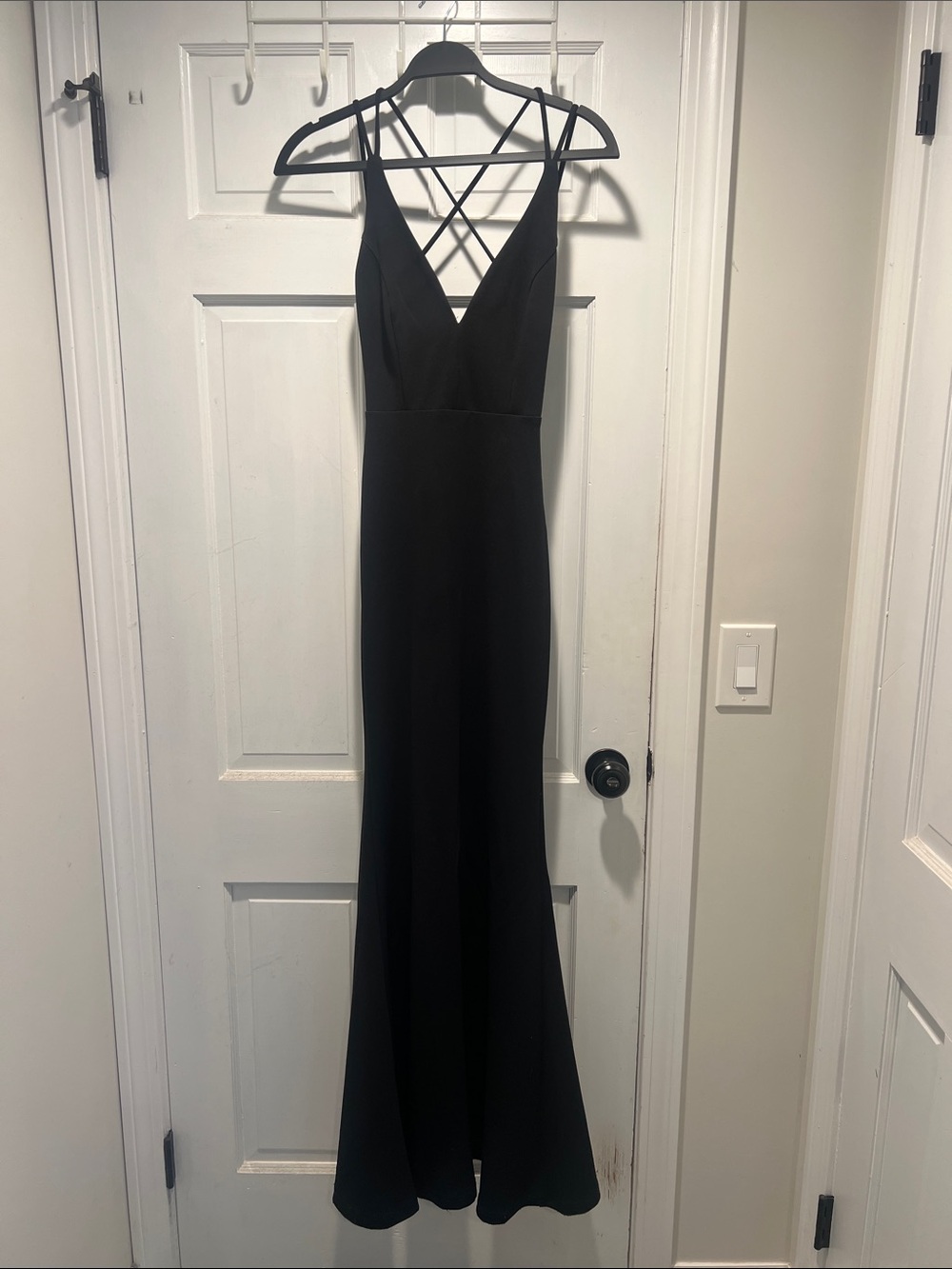 Lulu's Black Strappy V-Neck Maxi Dress